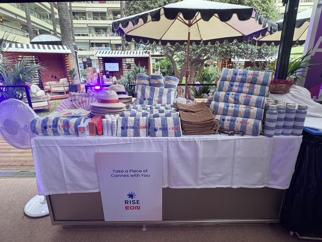 La collection Rise x EON au Cannes LIONS par APIC La collection Rise x EON au Cannes LIONS par APIC